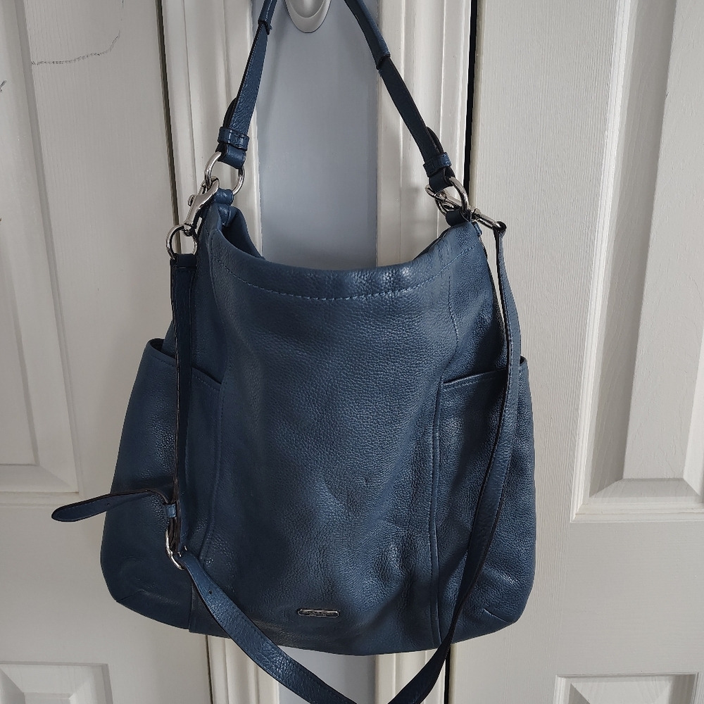 Coach Authentic Blue Leather Shoulder Bag With Crossbody Strap - Picture 2 of 12